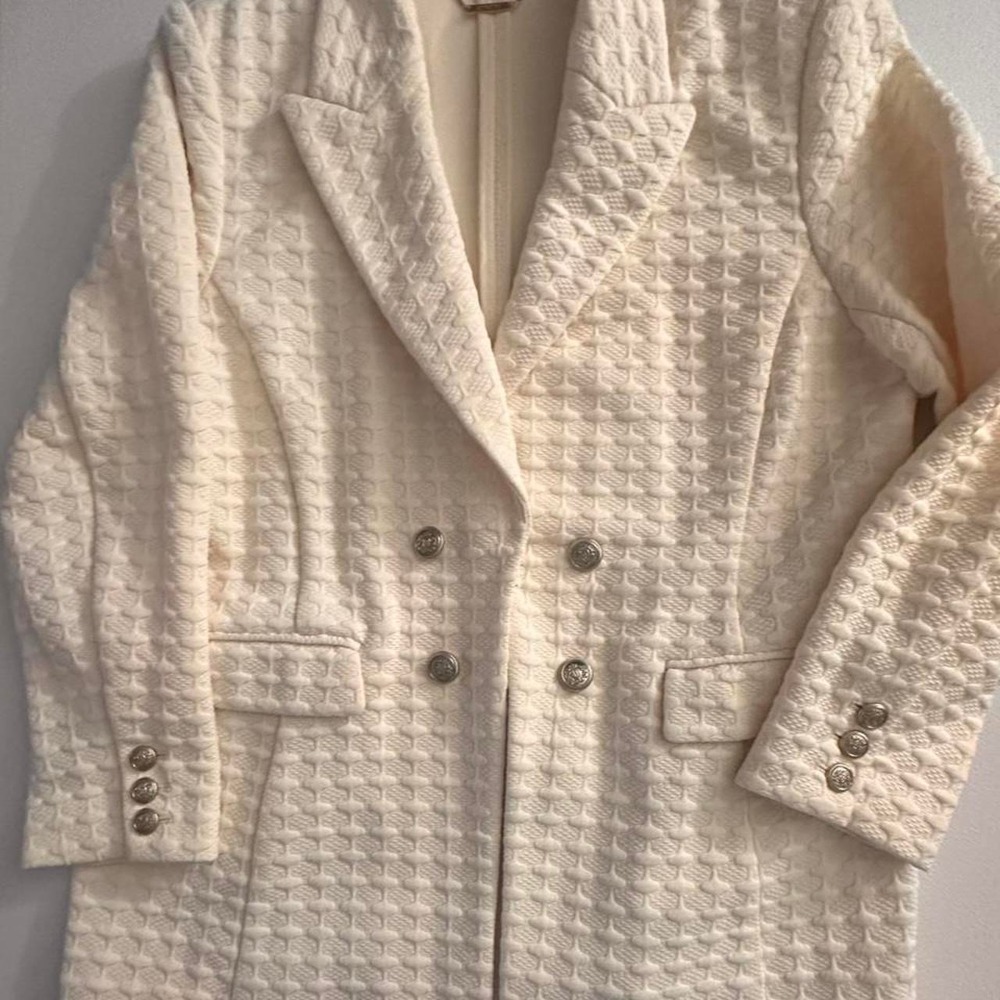 Chico's cream colored size 3/16 - Picture 1 of 6